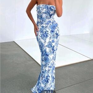 Commense Strapless White and Blue Floral Dress